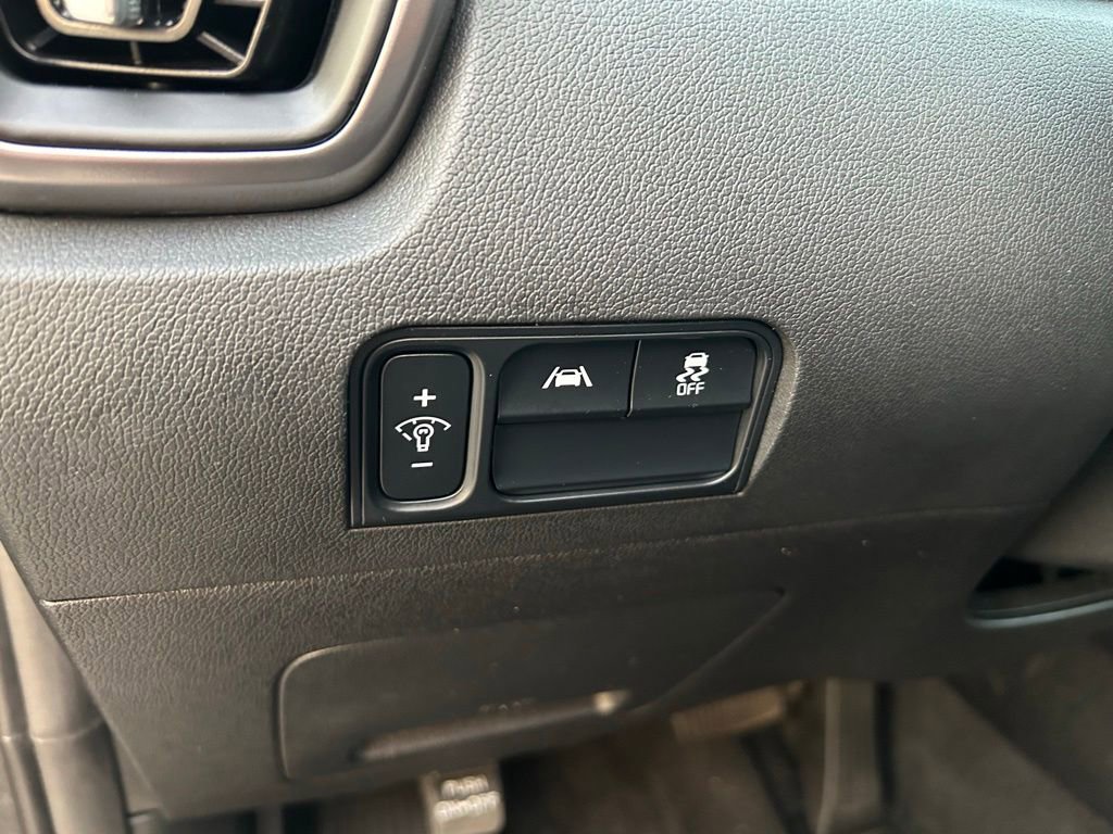 Used 2022 Kia Sorento S w/ Panoramic Sunroof Package FWD image 19