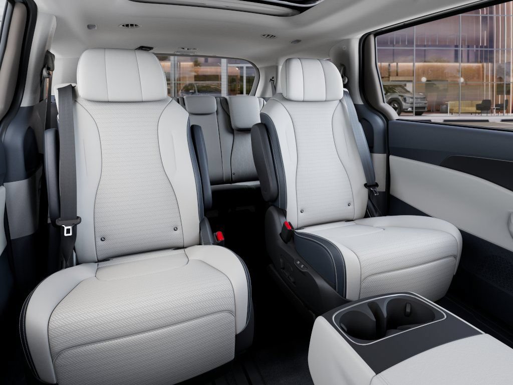 New 2027 Kia Carnival SX FWD image 16