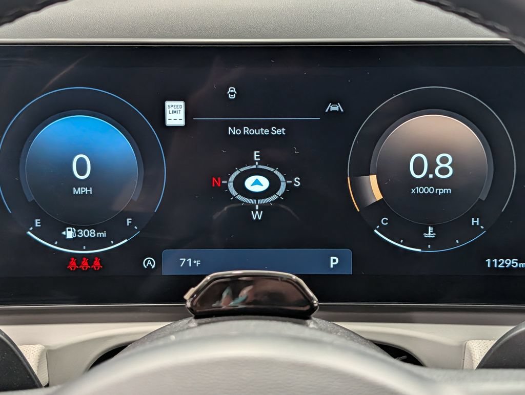 Certified 2025 Hyundai Tucson SEL AWD/4WD image 15