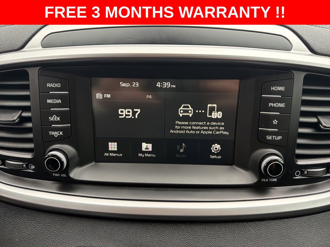 Used 2019 Kia Sorento L FWD image 17