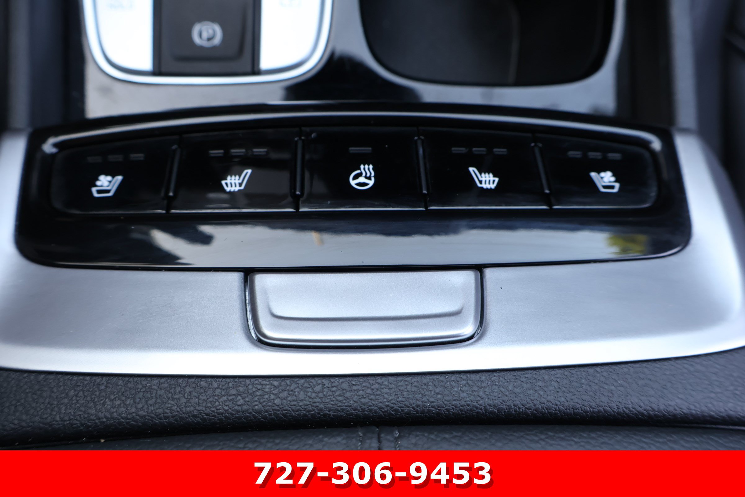 Used 2022 Hyundai Santa Cruz Limited AWD/4WD image 29