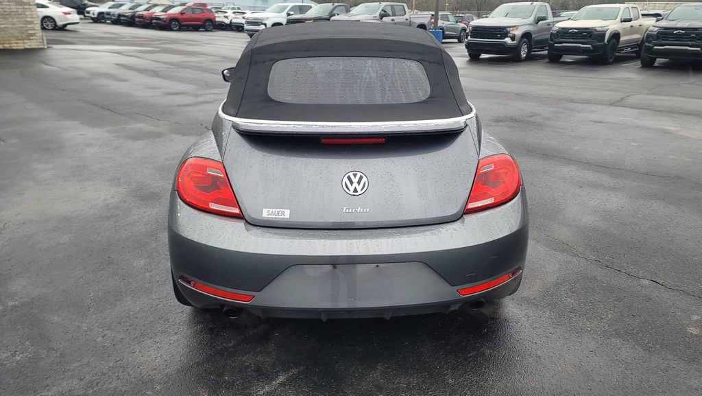 Used 2014 Volkswagen Beetle R-Line image 10