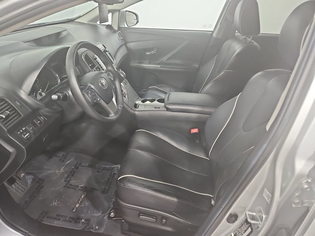 Used 2014 Toyota Venza Limited AWD/4WD image 10