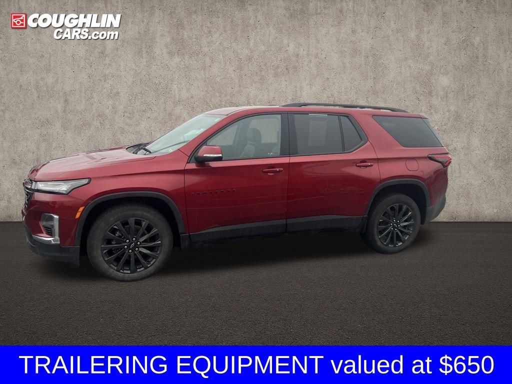 Used 2023 Chevrolet Traverse RS image 2