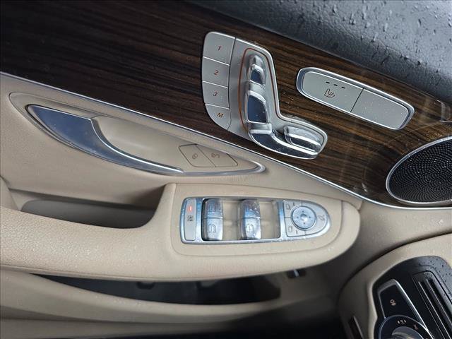 Used 2019 Mercedes-Benz GLC 300 4MATIC image 27