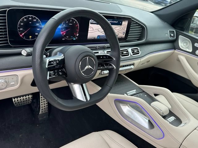 Used 2025 Mercedes-Benz GLS 450 4MATIC w/ AMG Line Exterior image 18