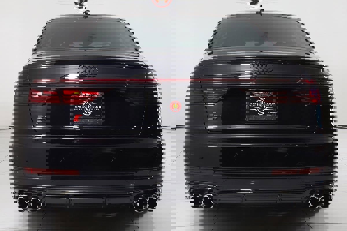 Used 2025 Audi S8 image 92