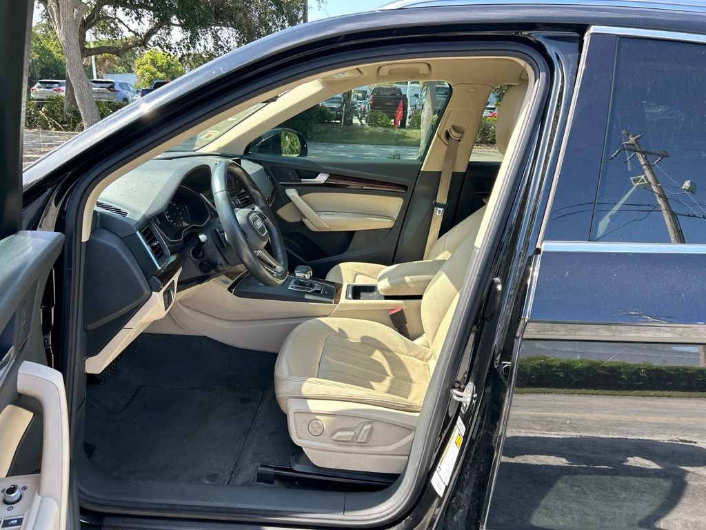 Used 2019 Audi Q5 2.0T Premium AWD/4WD image 15