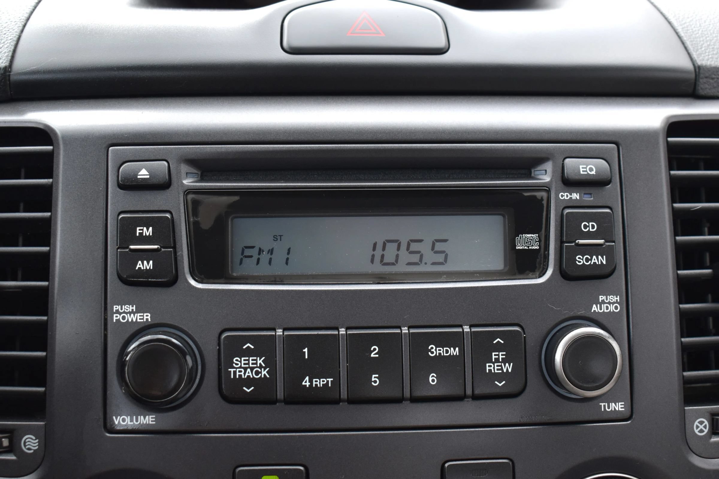 Used 2006 Kia Optima LX FWD image 19