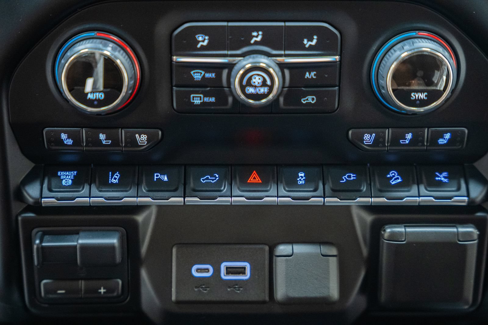 Used 2022 Chevrolet Silverado 3500 High Country w/ Z71 Off-Road Package AWD/4WD image 26