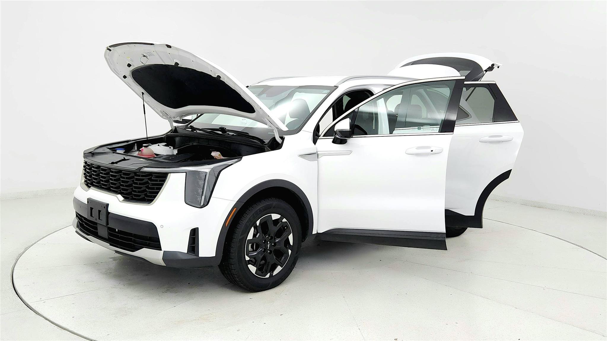 Used 2024 Kia Sorento S AWD/4WD image 9