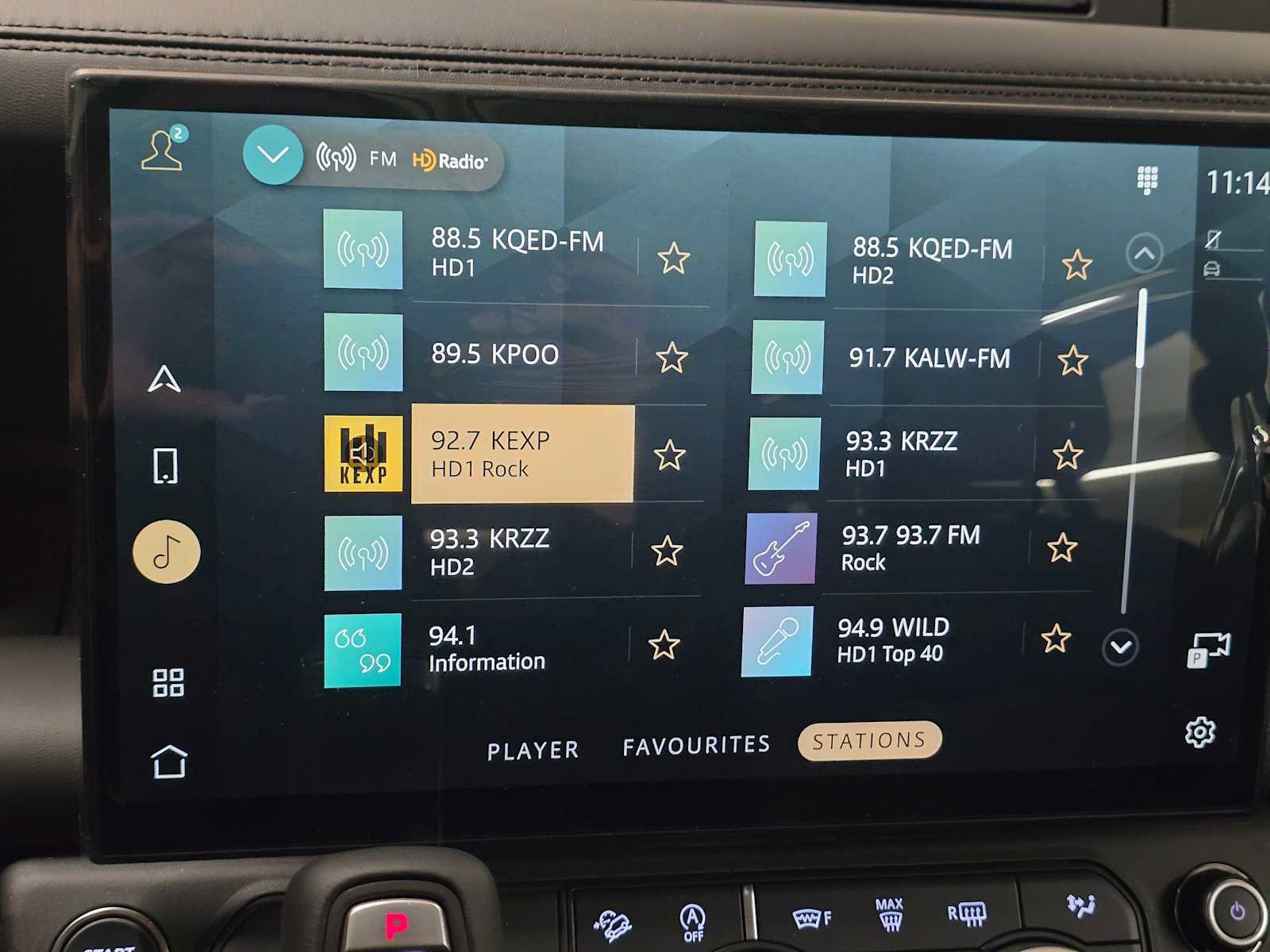 New 2026 Land Rover Defender 130 X-Dynamic SE image 28