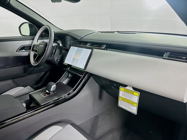 Used 2026 Land Rover Range Rover Velar Dynamic SE image 28