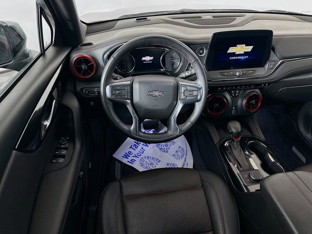 Used 2024 Chevrolet Blazer RS w/ Enhanced Convenience Package FWD image 30