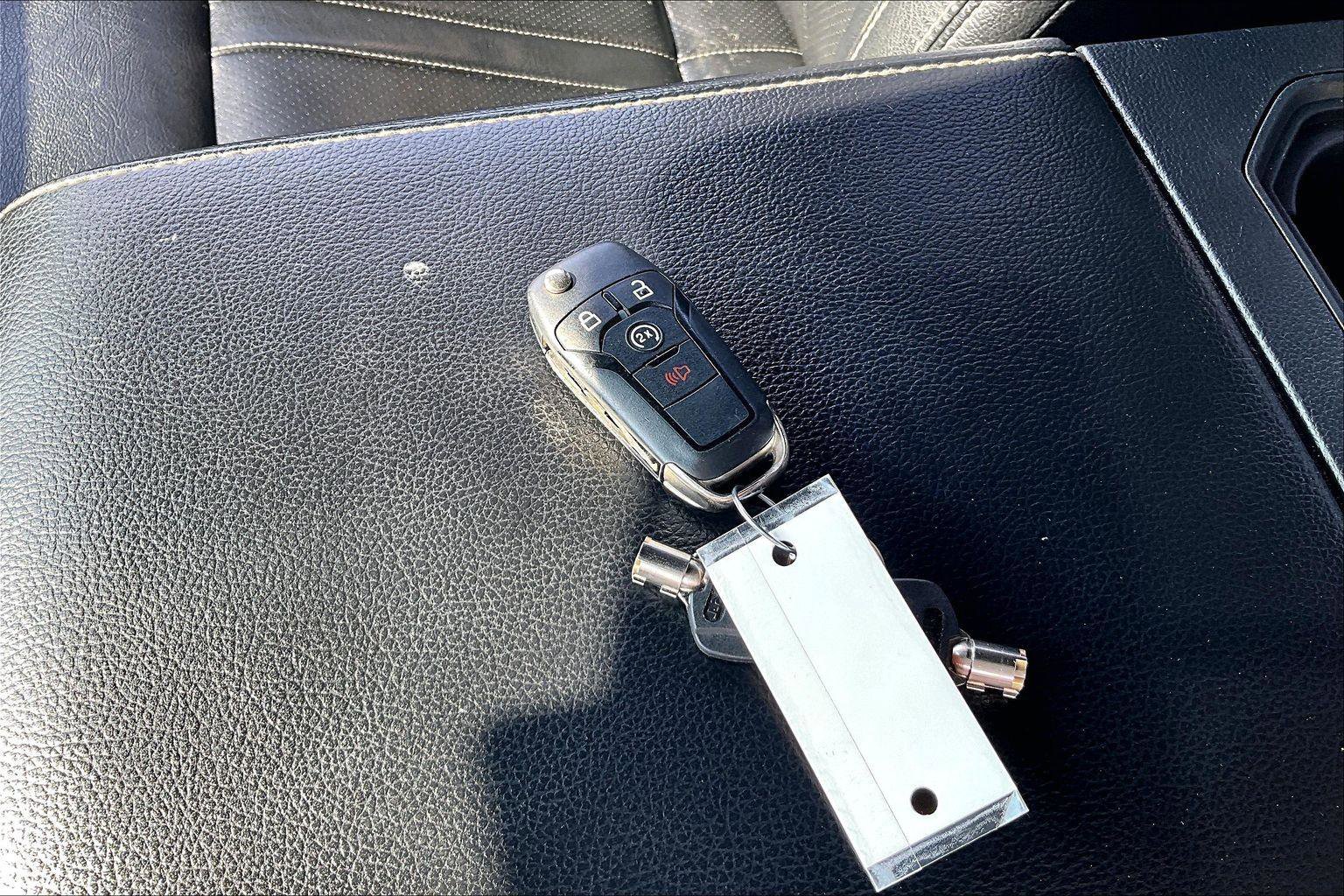 Used 2018 Ford F150 XLT w/ Equipment Group 302A Luxury image 11