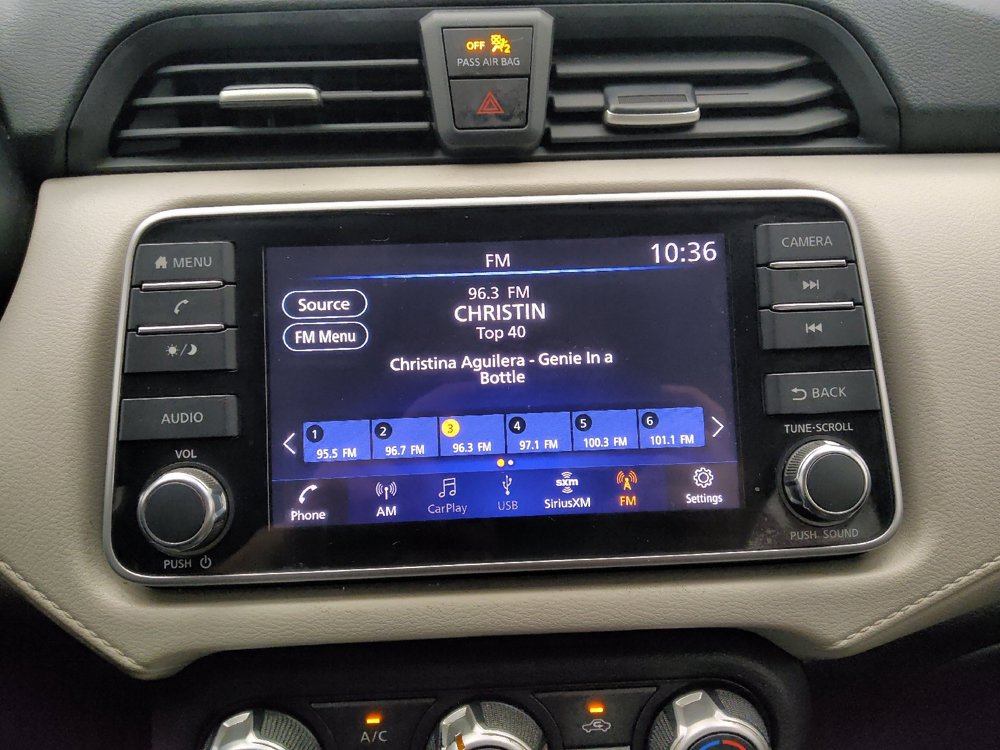 Used 2021 Nissan Versa SV FWD image 25