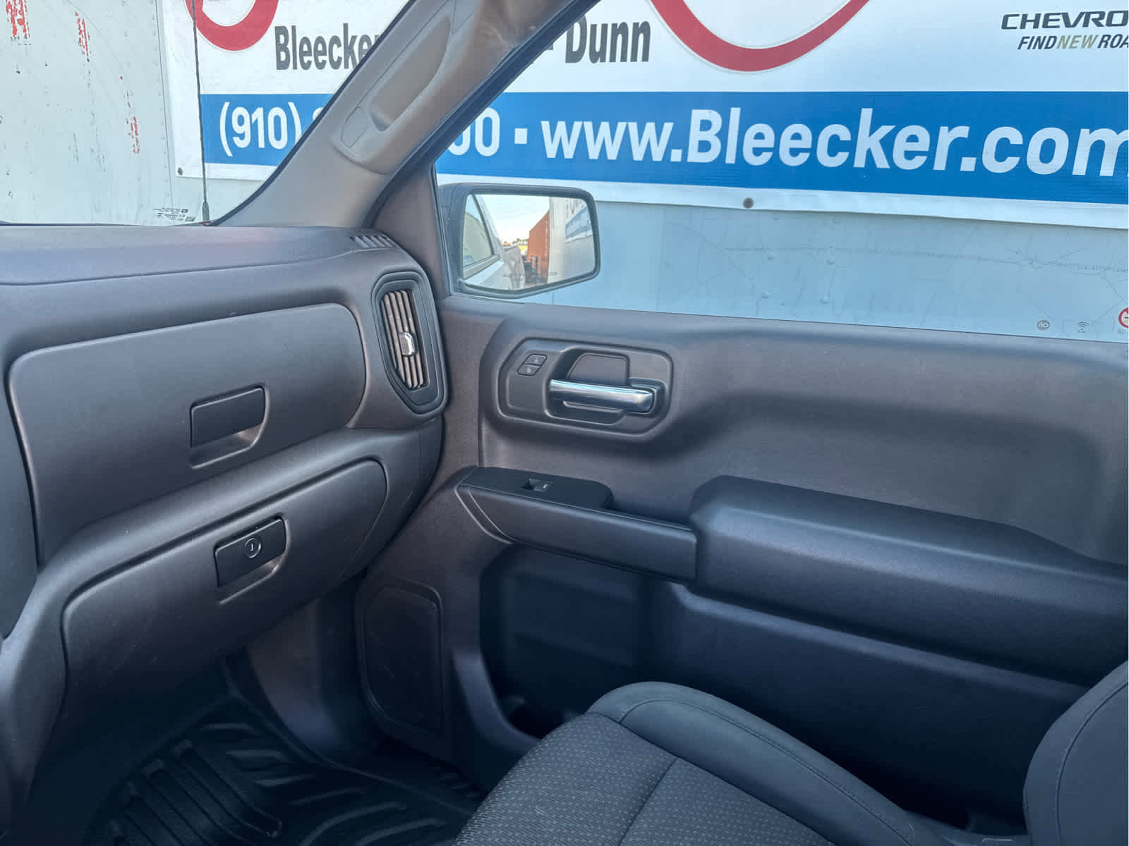 Used 2024 Chevrolet Silverado 1500 W/T w/ WT Fleet Convenience Package RWD image 32