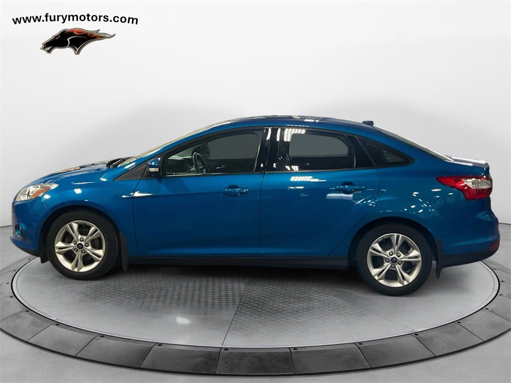 Used 2014 Ford Focus SE w/ SE Winter Package image 6