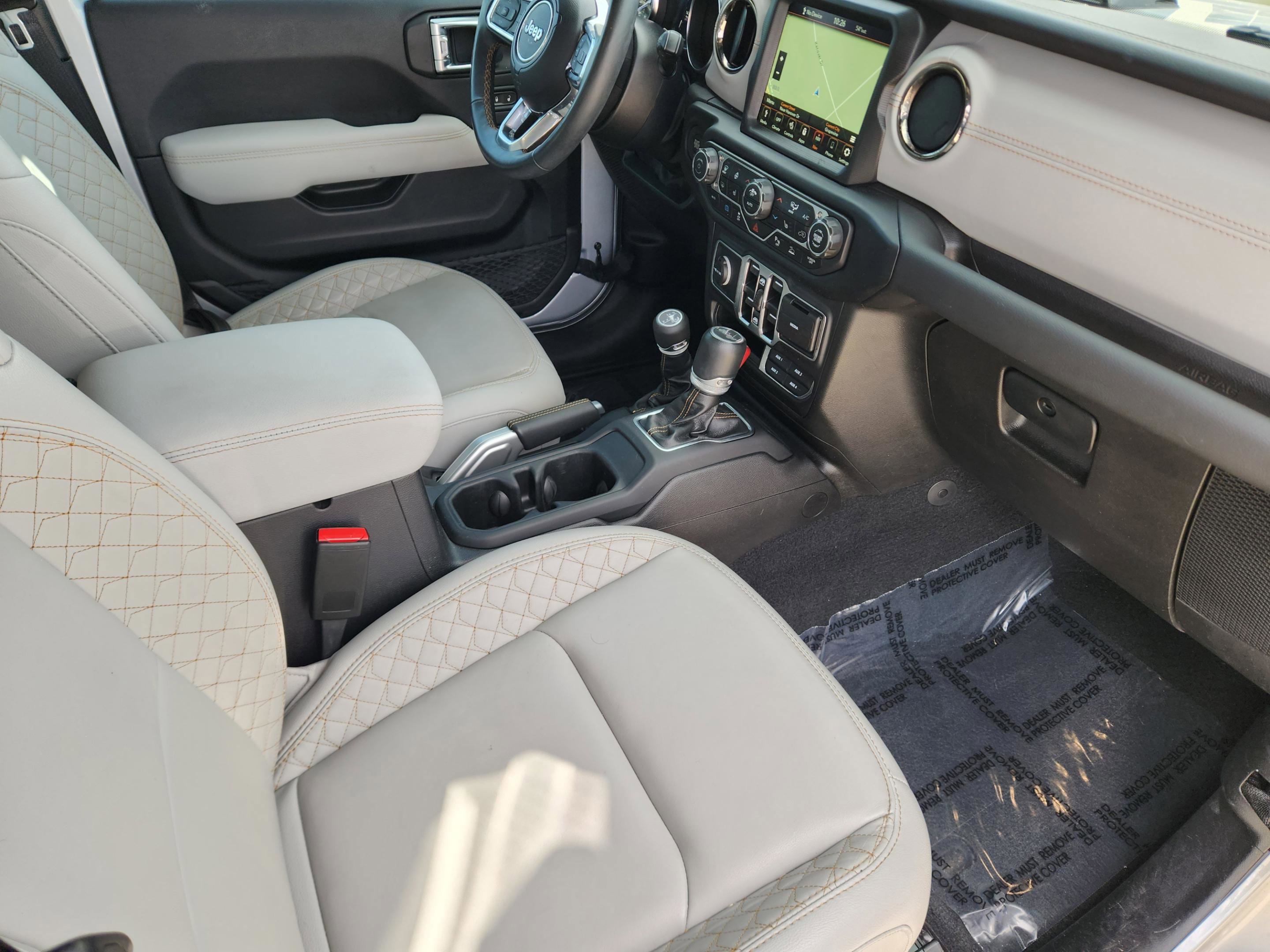 Used 2022 Jeep Wrangler Unlimited Sahara image 15