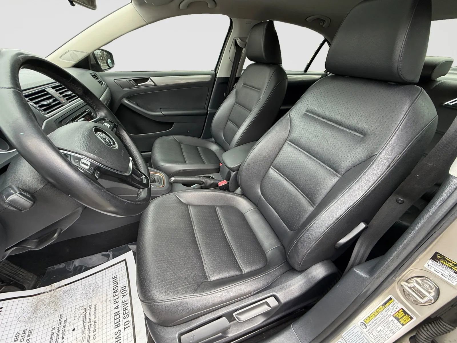 Used 2015 Volkswagen Jetta SE FWD image 11
