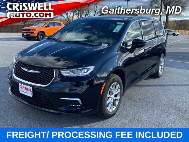 New 2026 Chrysler Pacifica Limited w/ Uconnect Theater Family Group image 1