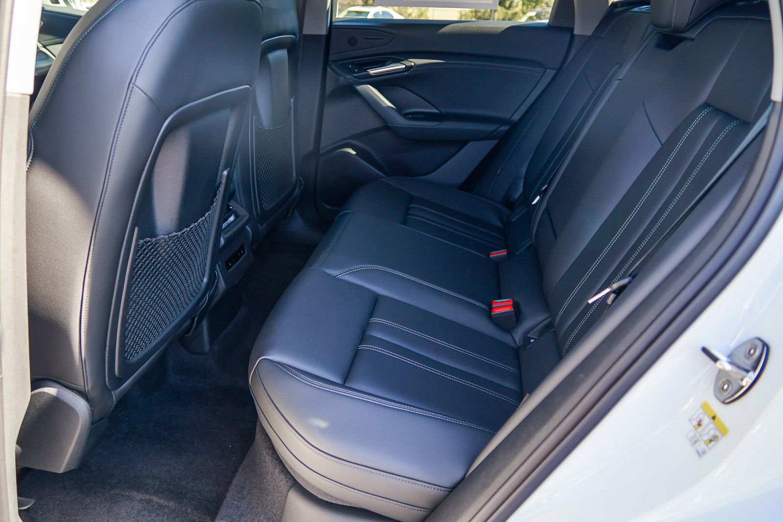 Certified 2025 Audi Q6 e-tron Premium w/ Convenience Package image 19