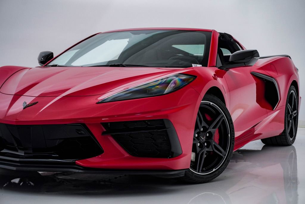 Used 2021 Chevrolet Corvette Stingray Preferred Cpe w/ Z51 Performance Package image 2