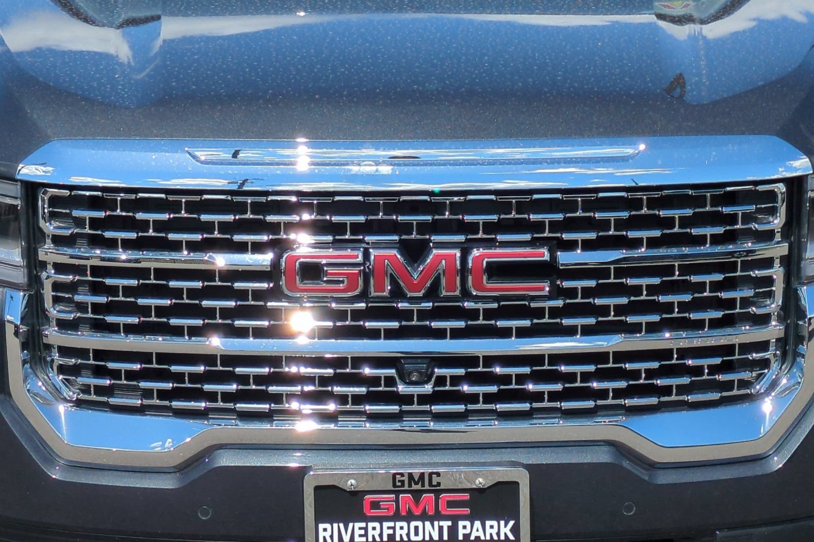 Used 2023 GMC Acadia Denali w/ Denali Ultimate Package AWD/4WD image 47