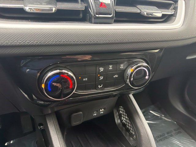 Used 2025 Chevrolet TrailBlazer LT FWD image 31