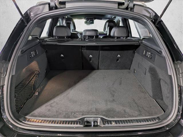 Certified 2025 Mercedes-Benz GLC 300 image 10