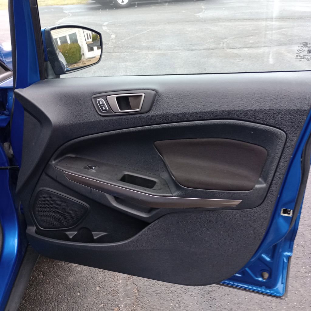Used 2020 Ford EcoSport SE image 23