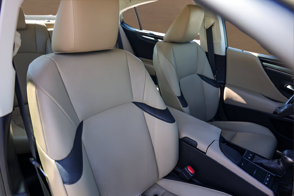 Used 2021 Lexus ES 300h w/ Premium Package FWD image 30