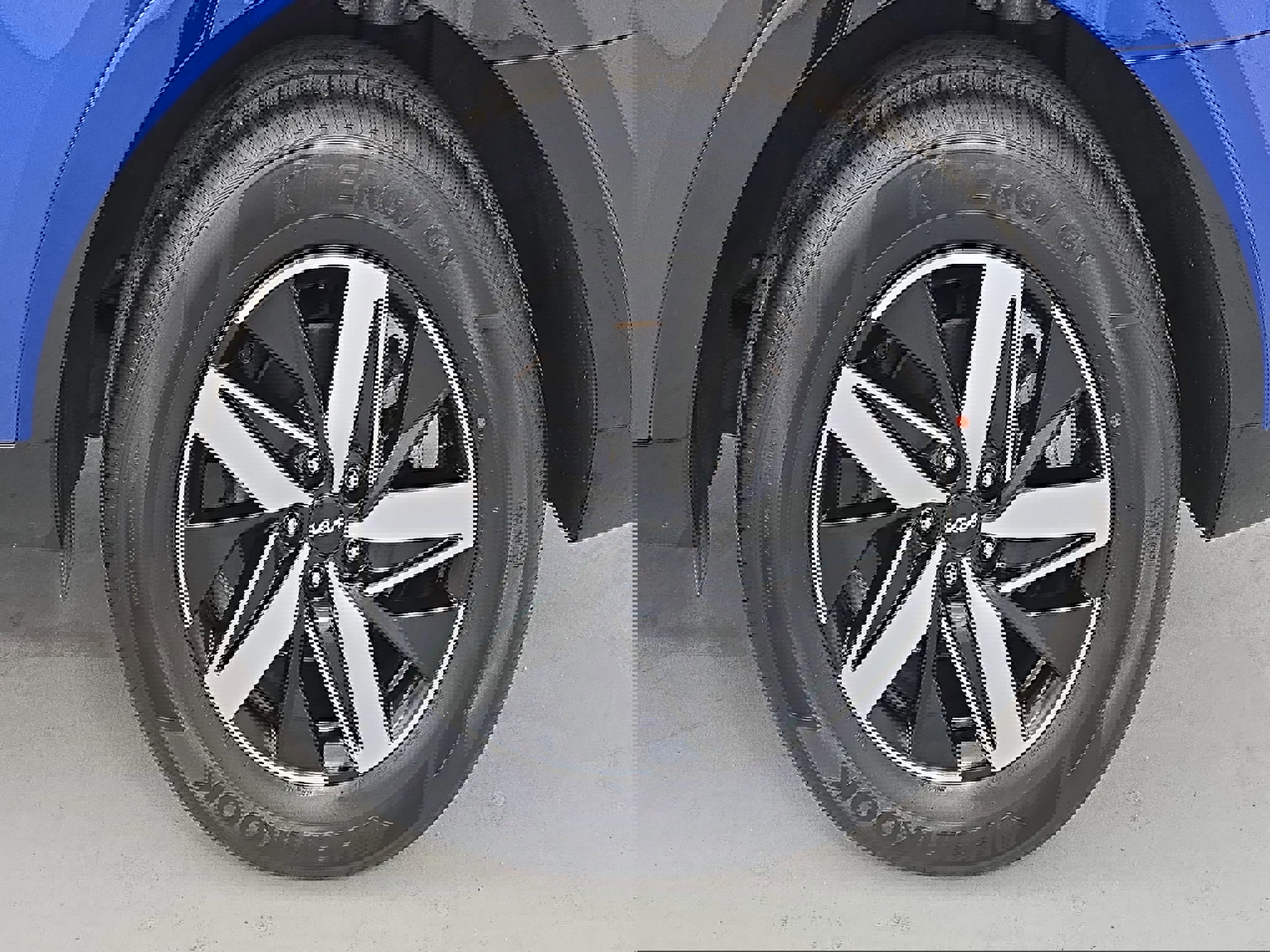 Used 2023 Kia Sorento S w/ Panoramic Sunroof Package image 34