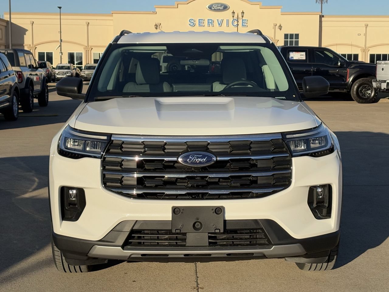 New 2026 Ford Explorer Active w/ Active Comfort Package RWD image 8