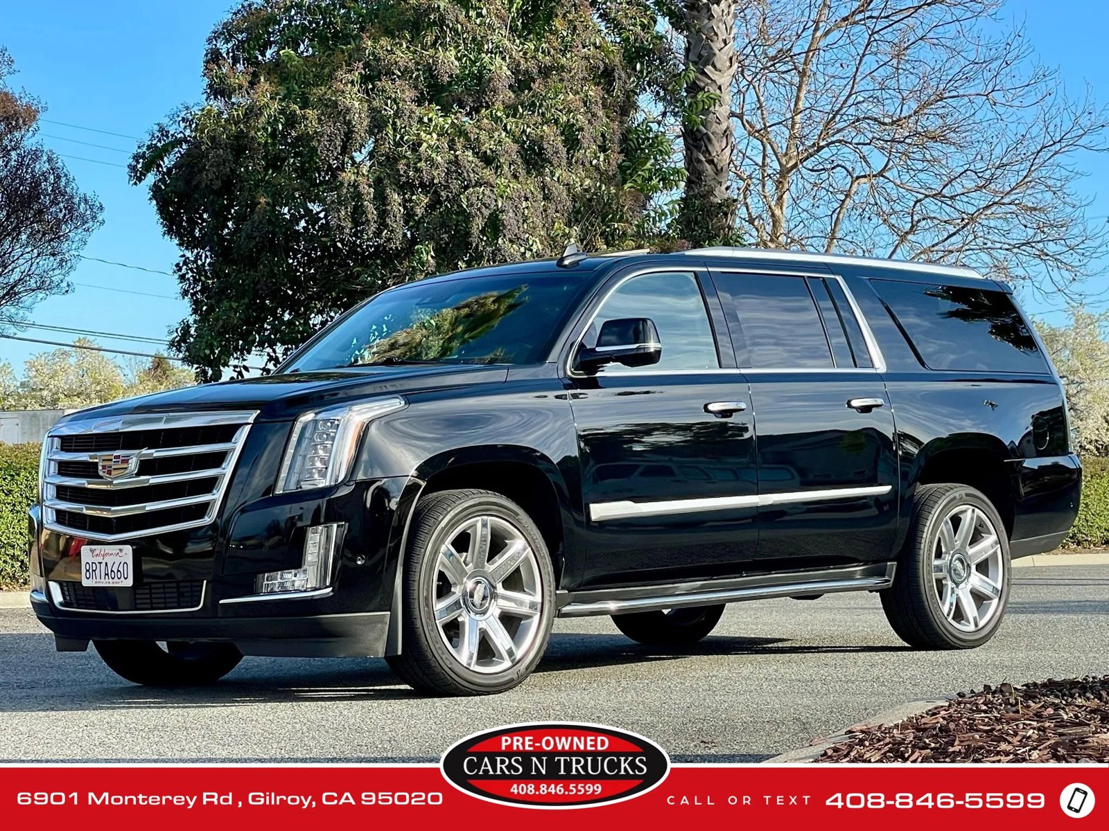 Used 2019 Cadillac Escalade ESV Premium Luxury image 3