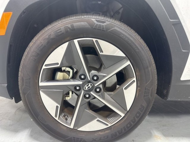 Certified 2025 Hyundai Tucson SEL image 11