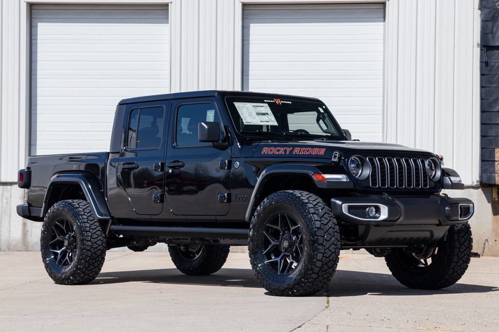 New 2026 Jeep Gladiator Sport AWD/4WD image 10