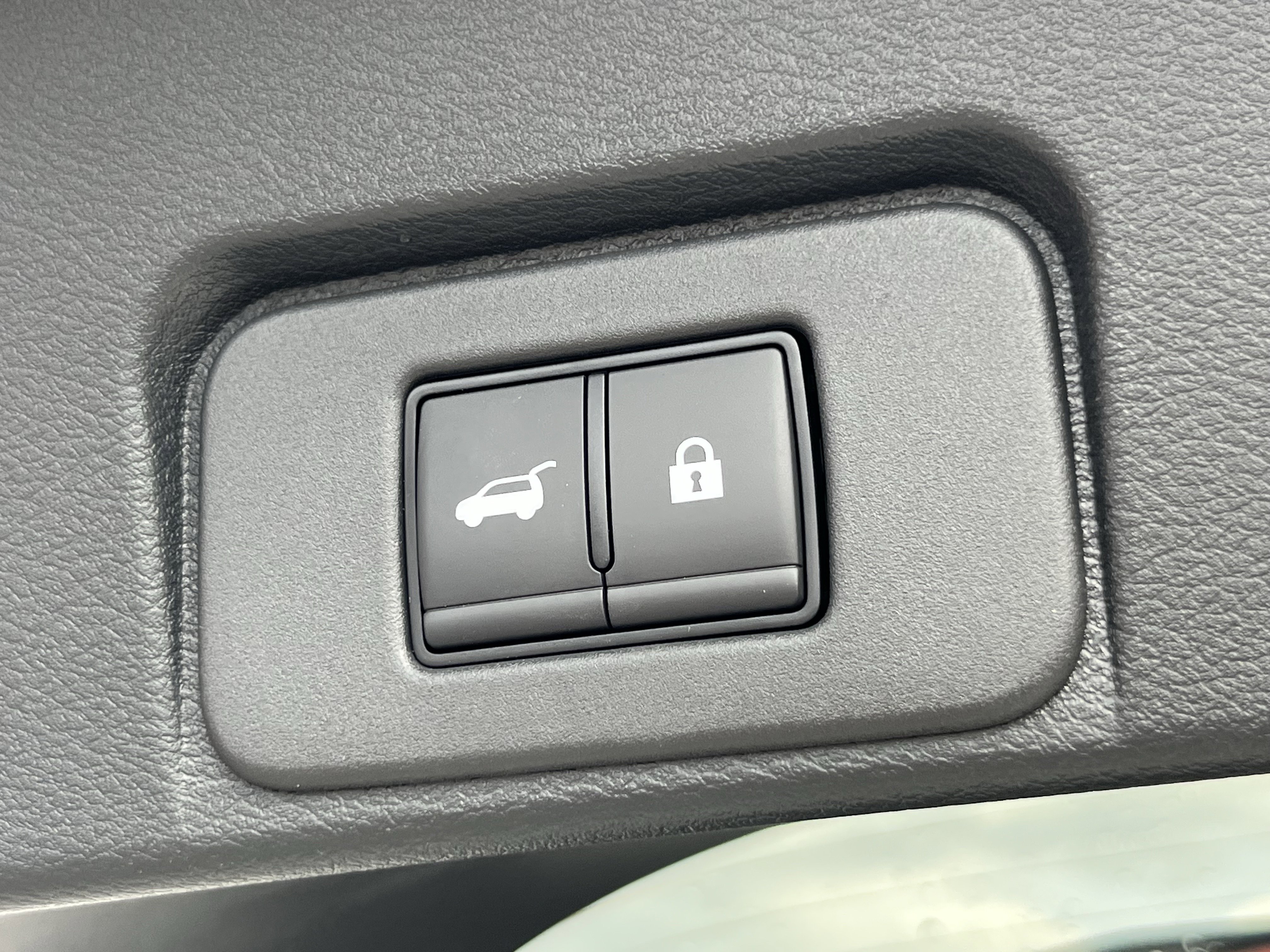 New 2026 Nissan Rogue Platinum w/ Tech Package image 7