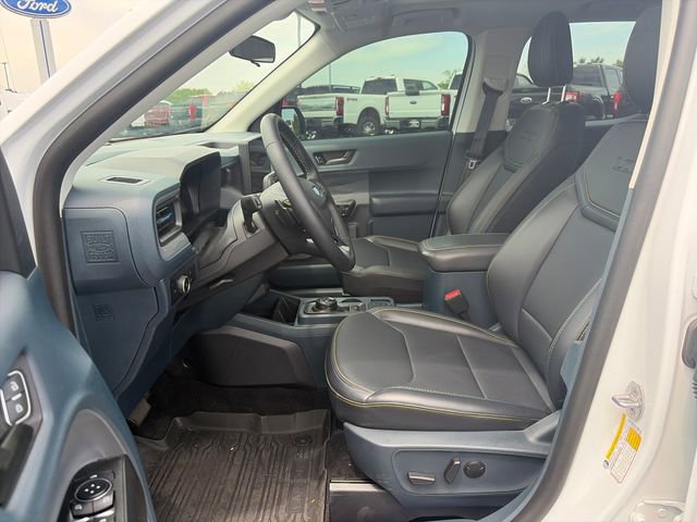 Used 2025 Ford Maverick Lobo AWD/4WD image 14