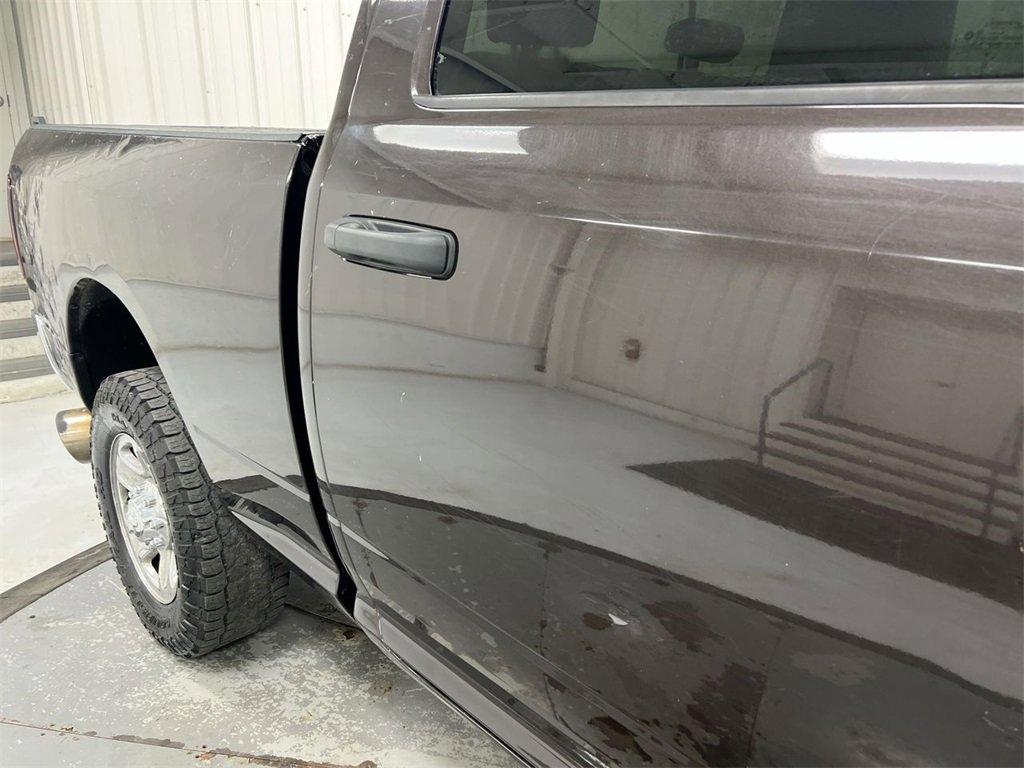 Used 2017 RAM 3500 Tradesman w/ Chrome Appearance Group image 30
