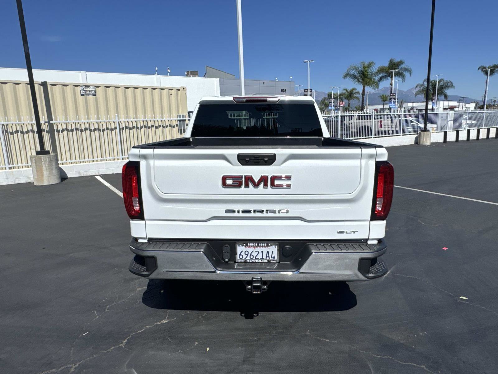 Used 2025 GMC Sierra 1500 SLT image 6