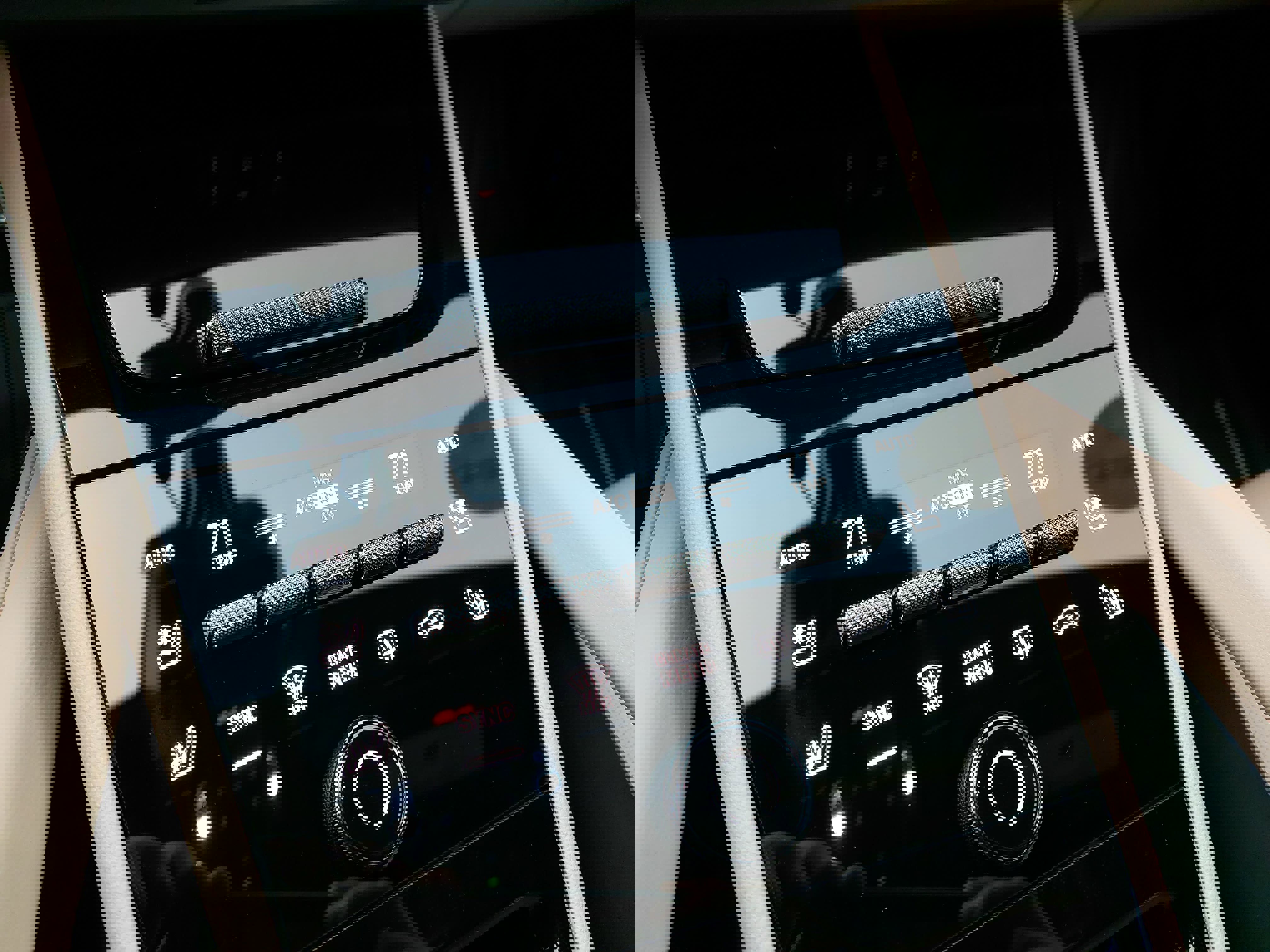 Certified 2025 Porsche Cayenne S image 23