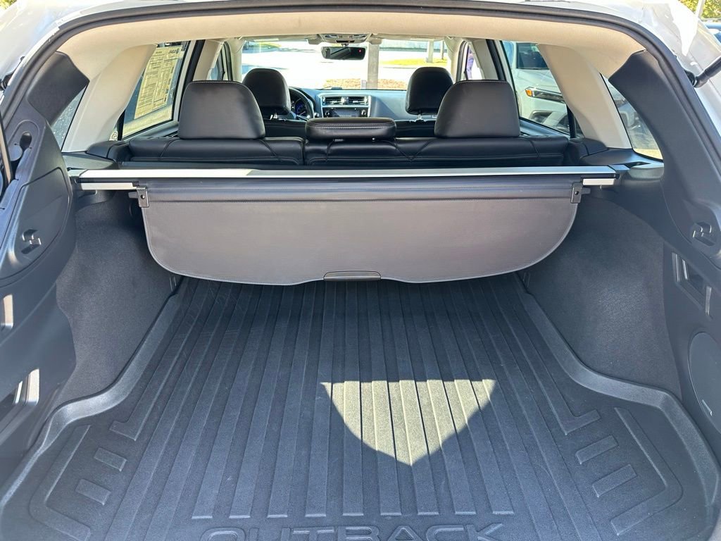Used 2018 Subaru Outback 2.5i Limited image 7