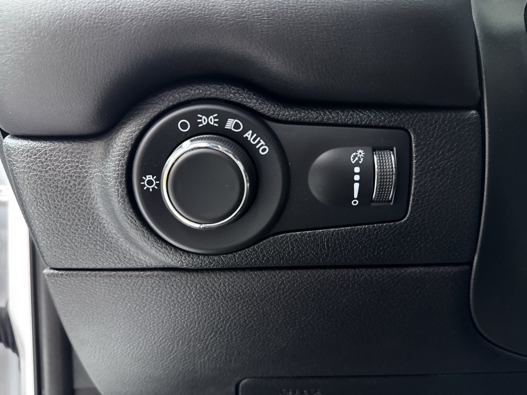 Used 2023 Dodge Durango R/T AWD/4WD image 34