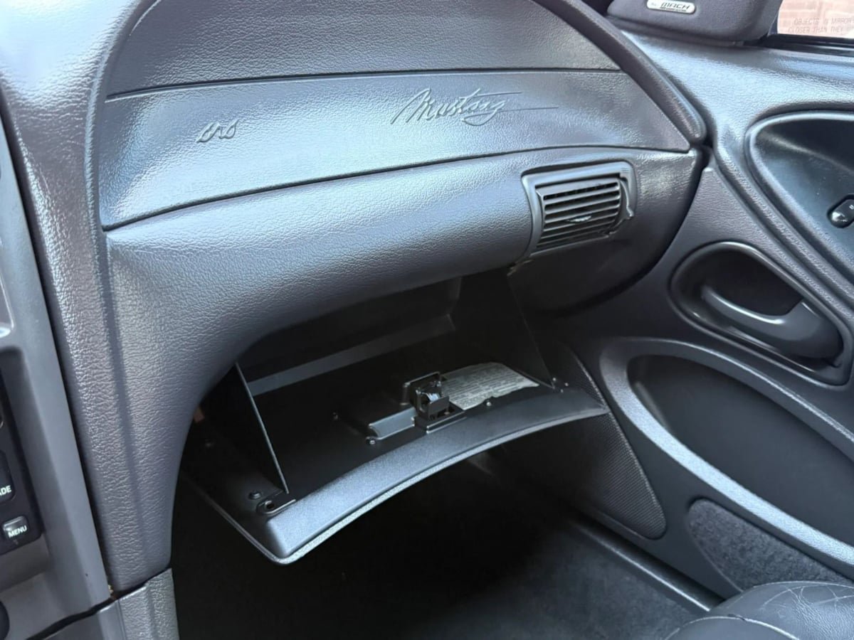 Used 2001 Ford Mustang GT Premium RWD image 50