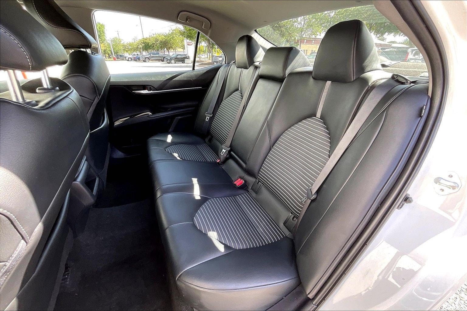 Used 2024 Toyota Camry SE FWD image 30
