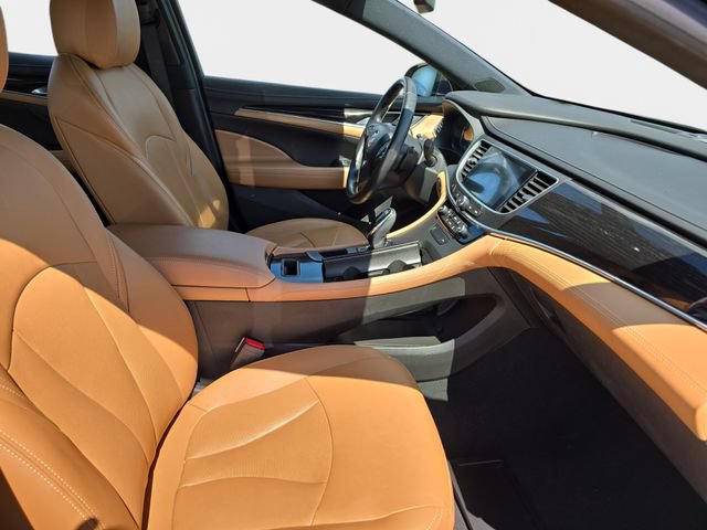 Used 2017 Buick LaCrosse Essence FWD image 12