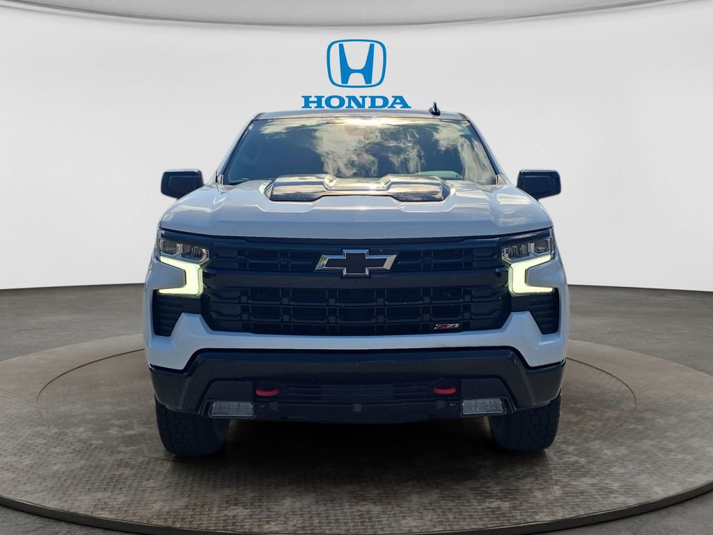 Used 2023 Chevrolet Silverado 1500 LT Trail Boss w/ Protection Package AWD/4WD image 8