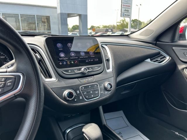 Used 2024 Chevrolet Malibu LT FWD image 36