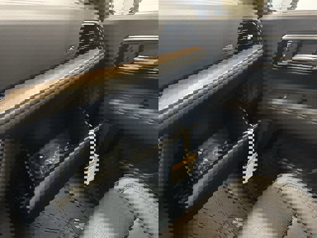 New 2026 Chevrolet Tahoe High Country image 19